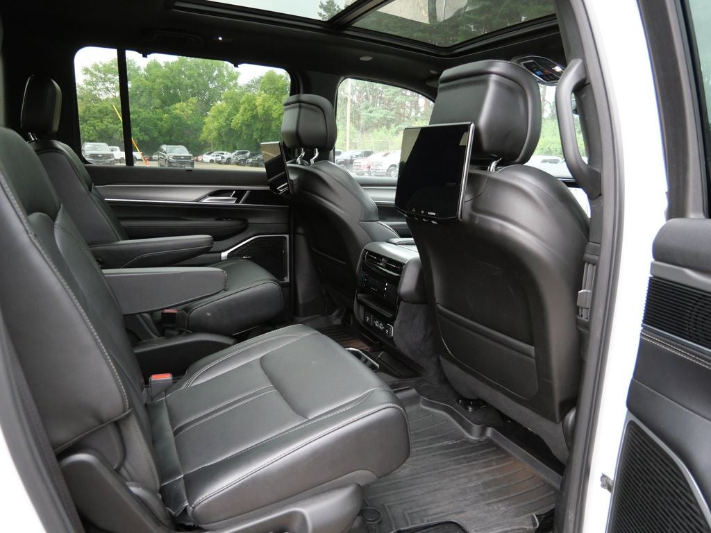 2023 Jeep Wagoneer Series II