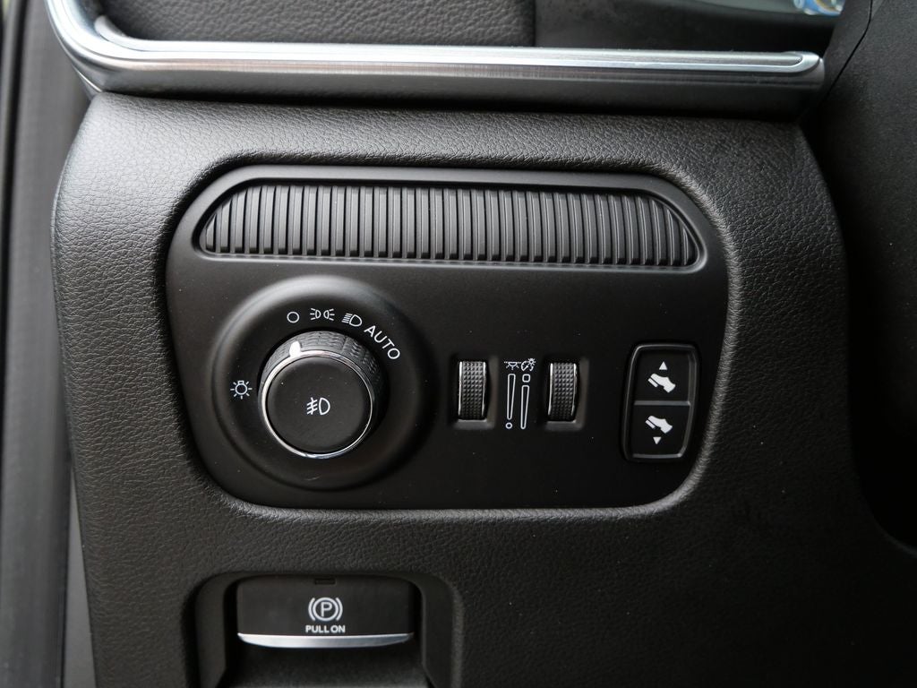 2023 Jeep Wagoneer Series II