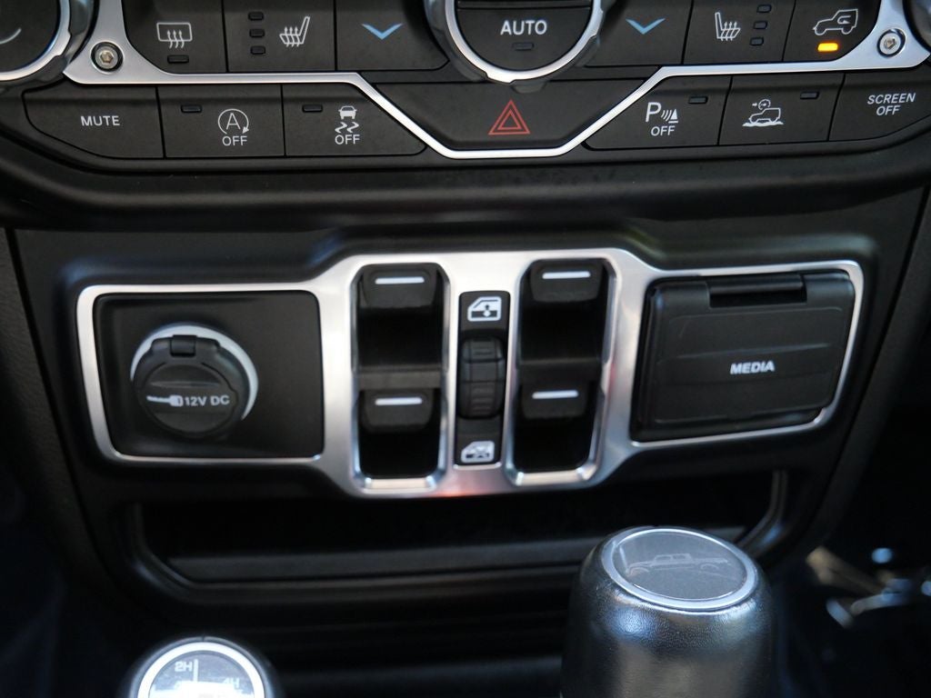 2022 Jeep Gladiator Overland