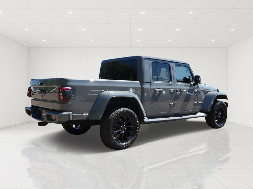 2022 Jeep Gladiator Overland