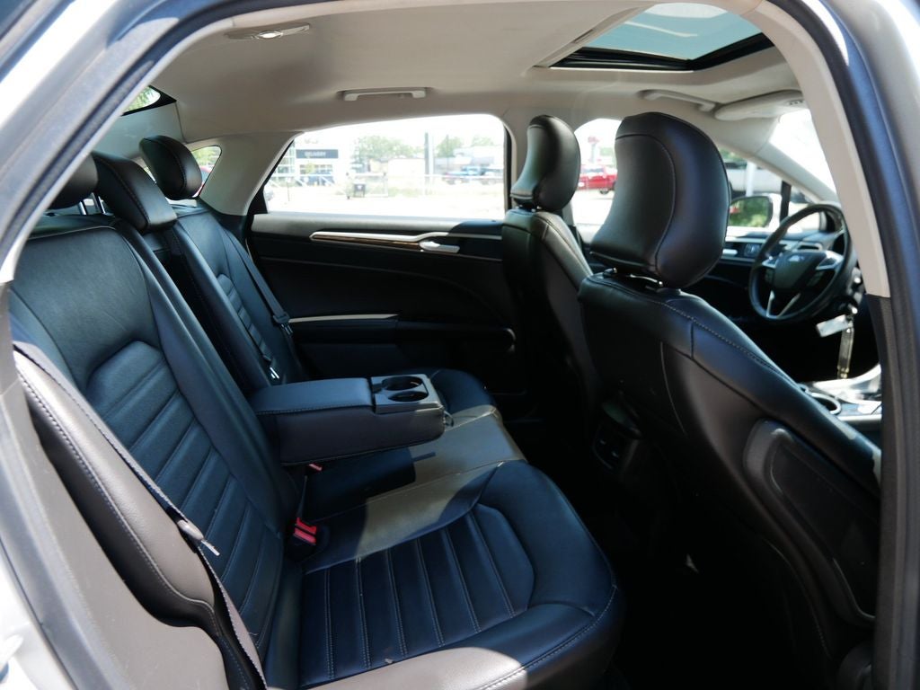 2016 Ford Fusion SE