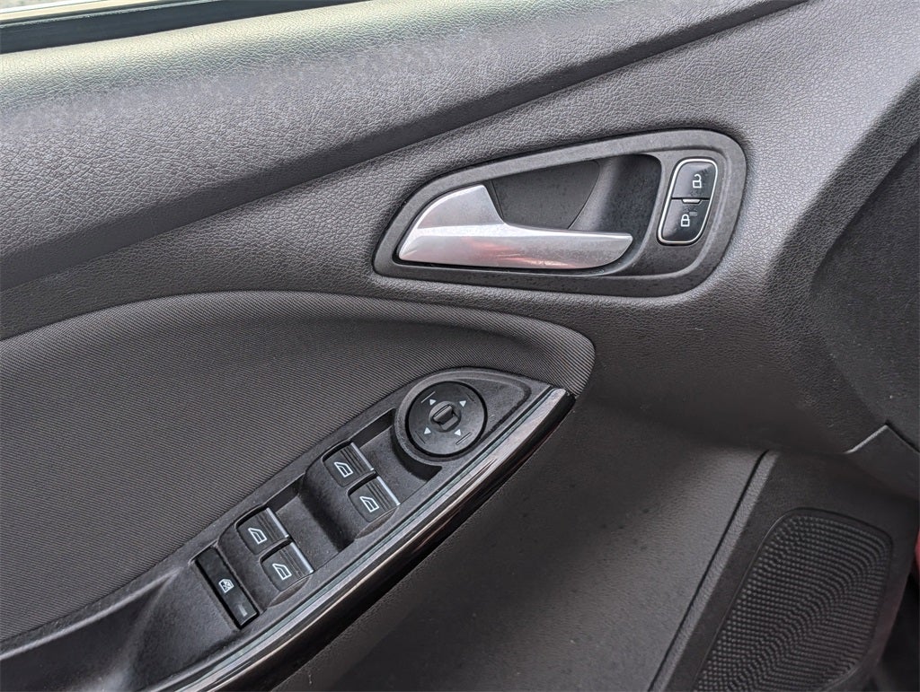 2017 Ford Focus Titanium