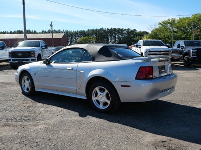 2004 Ford Mustang V6 Deluxe