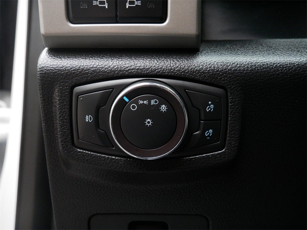 2020 Ford F-550SD Lariat DRW