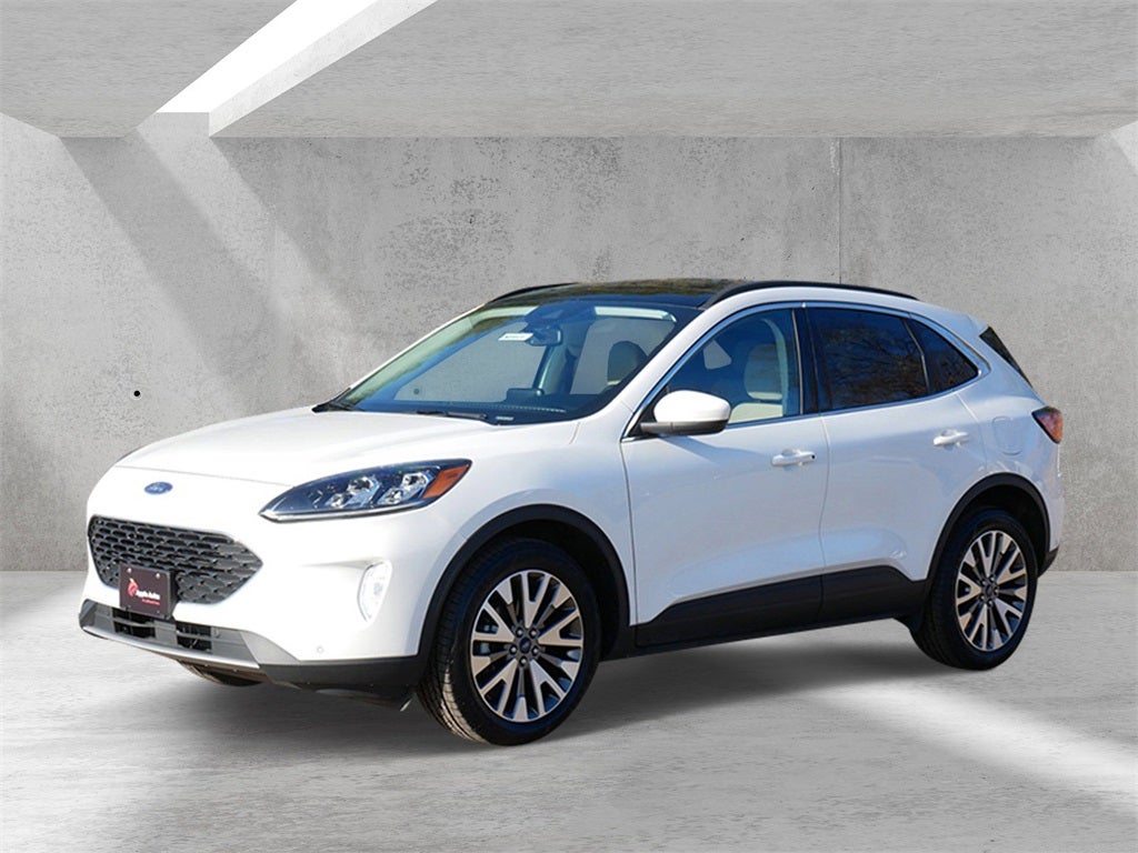 2022 Ford Escape Titanium