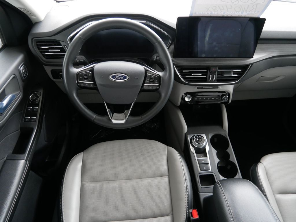 2023 Ford Escape Platinum
