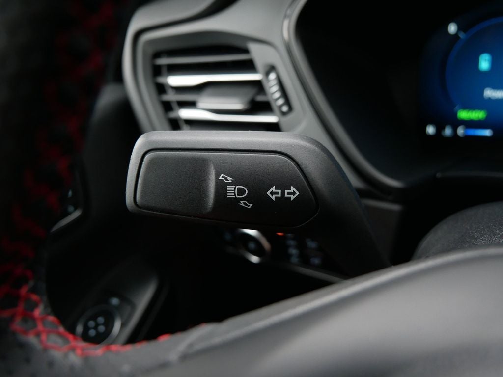 2025 Ford Escape Hybrid ST-Line Select