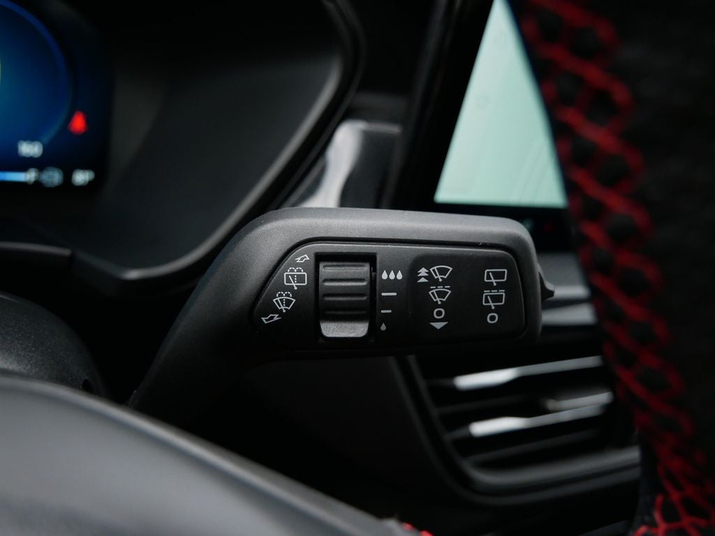 2025 Ford Escape Hybrid ST-Line Select