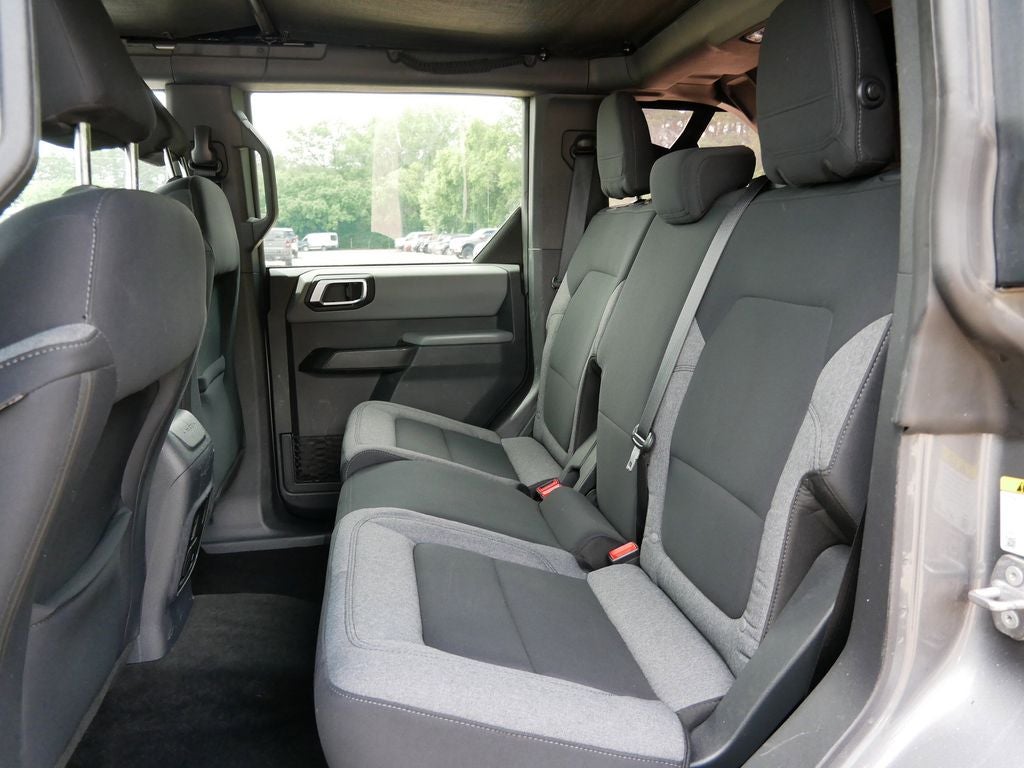 2022 Ford Bronco Base