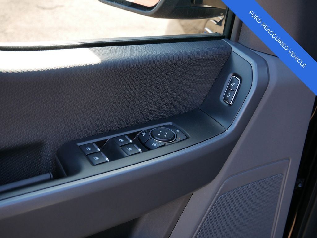 2025 Ford F-150 Lightning Pro