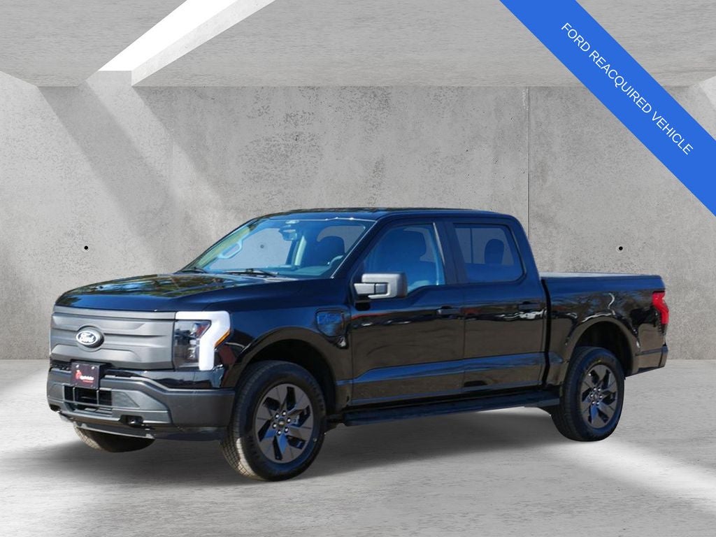 2025 Ford F-150 Lightning Pro
