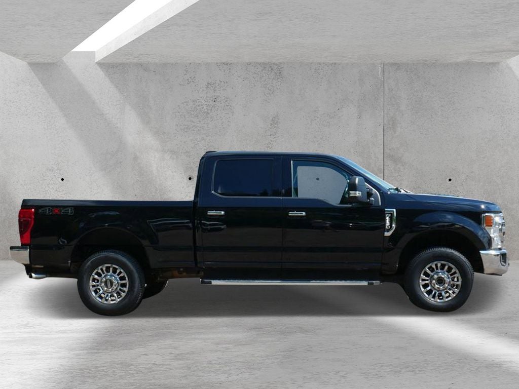 2022 Ford F-350SD Lariat