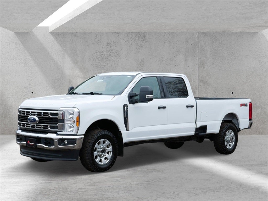 2023 Ford F-350SD XLT