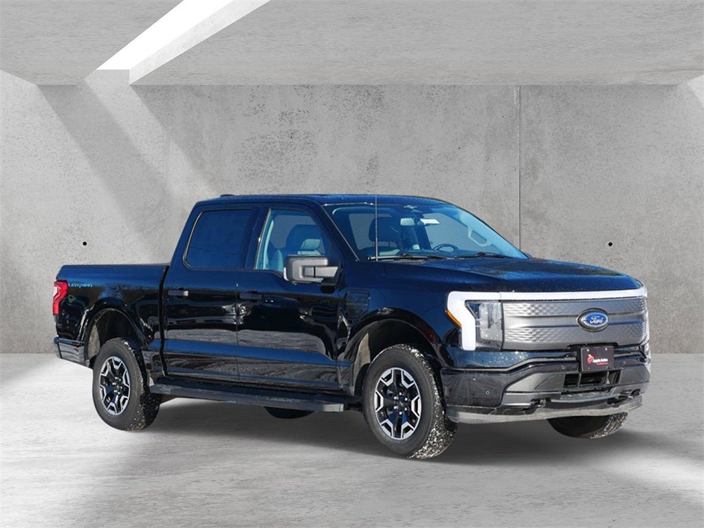 2023 Ford F-150 Lightning XLT