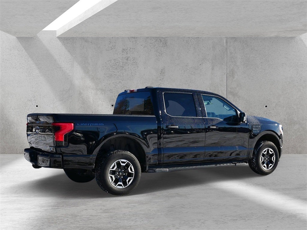 2023 Ford F-150 Lightning XLT