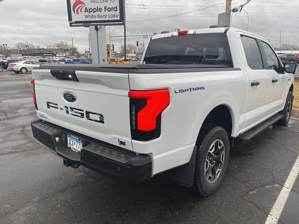 2022 Ford F-150 Lightning Pro