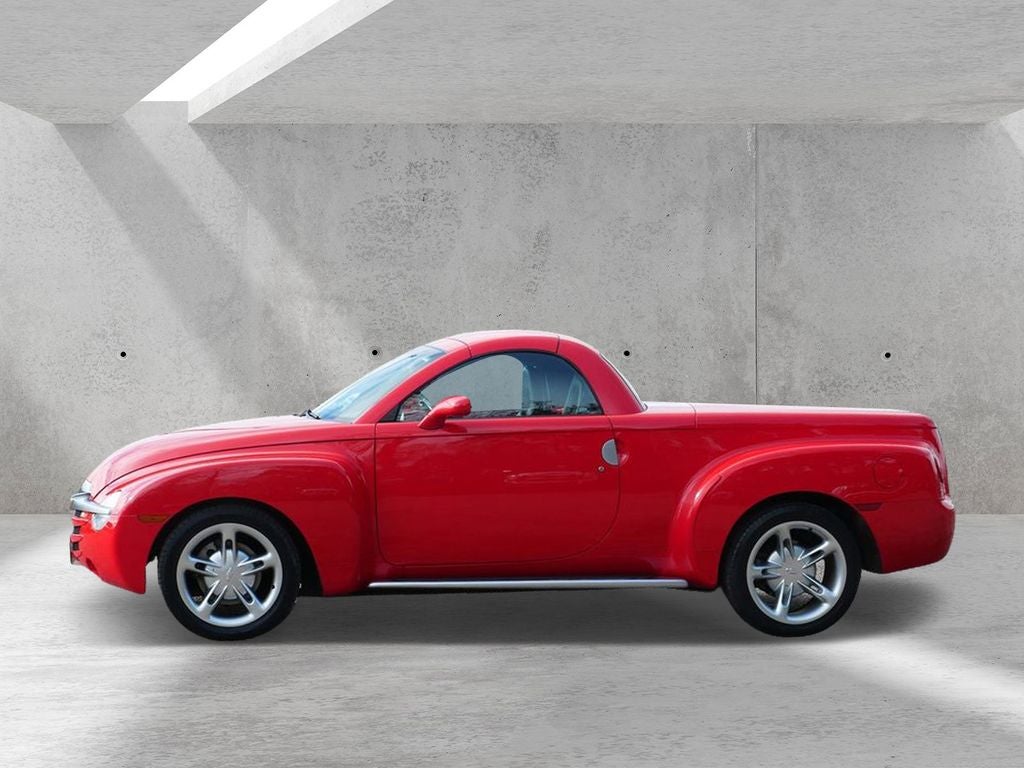 2004 Chevrolet SSR Base