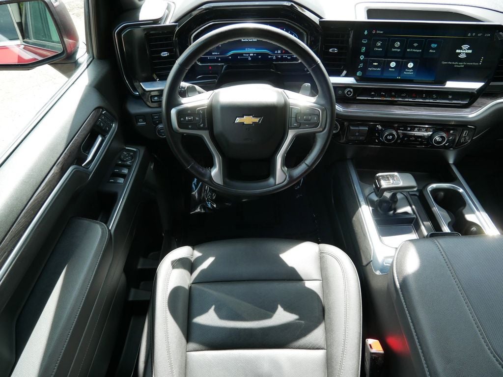 2025 Chevrolet Silverado 1500 LTZ