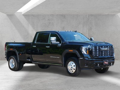 2025 GMC Sierra 3500HD Denali Ultimate