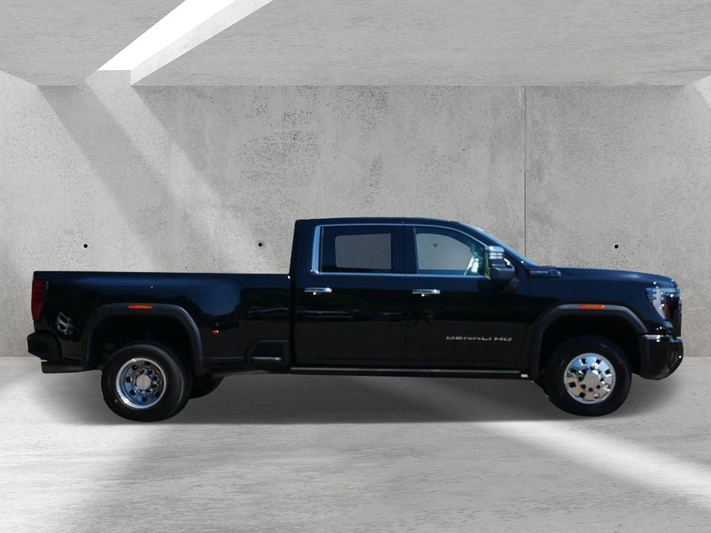2025 GMC Sierra 3500HD Denali Ultimate