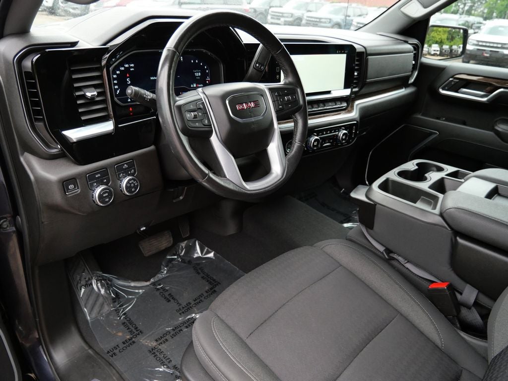 2022 GMC Sierra 1500 Elevation
