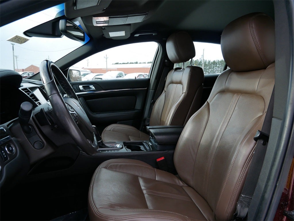 2016 Lincoln MKS Base