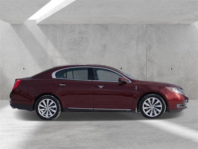 2016 Lincoln MKS Base
