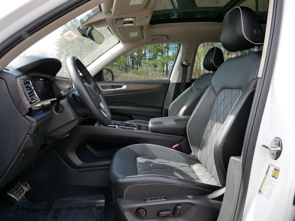 2024 Volkswagen Atlas 2.0T SEL Premium R-Line