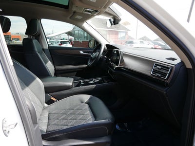 2024 Volkswagen Atlas 2.0T SEL Premium R-Line