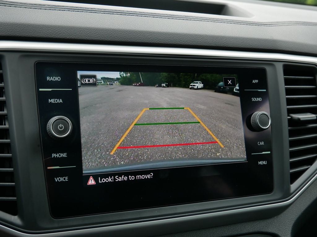 2021 Volkswagen Atlas Cross Sport 3.6L V6 SE w/Technology R-Line