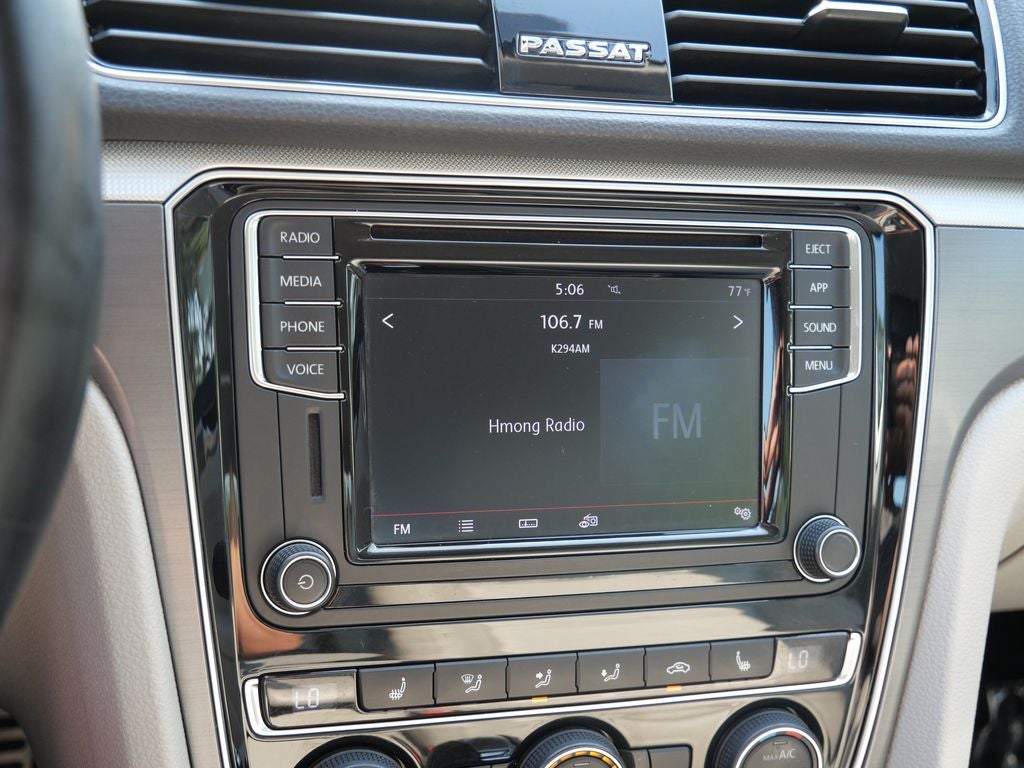 2018 Volkswagen Passat 2.0T R-Line