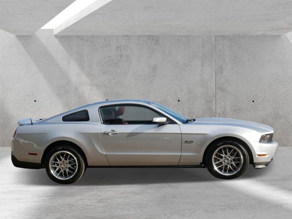 2011 Ford Mustang GT Premium