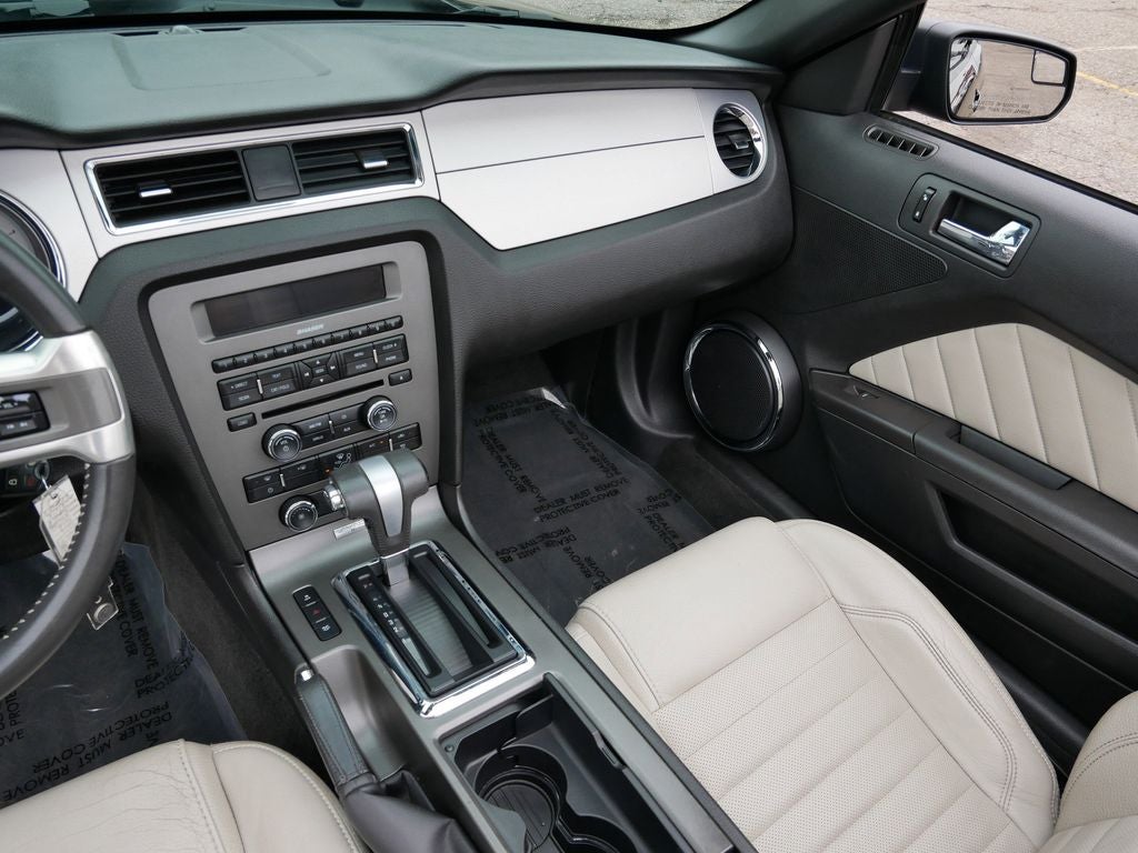 2012 Ford Mustang V6 Premium