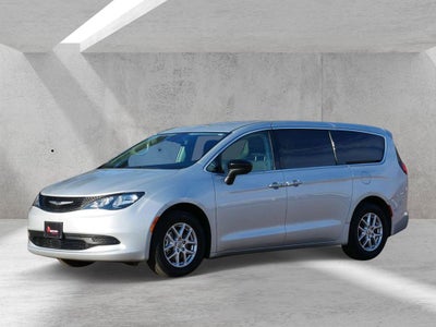2024 Chrysler Voyager LX