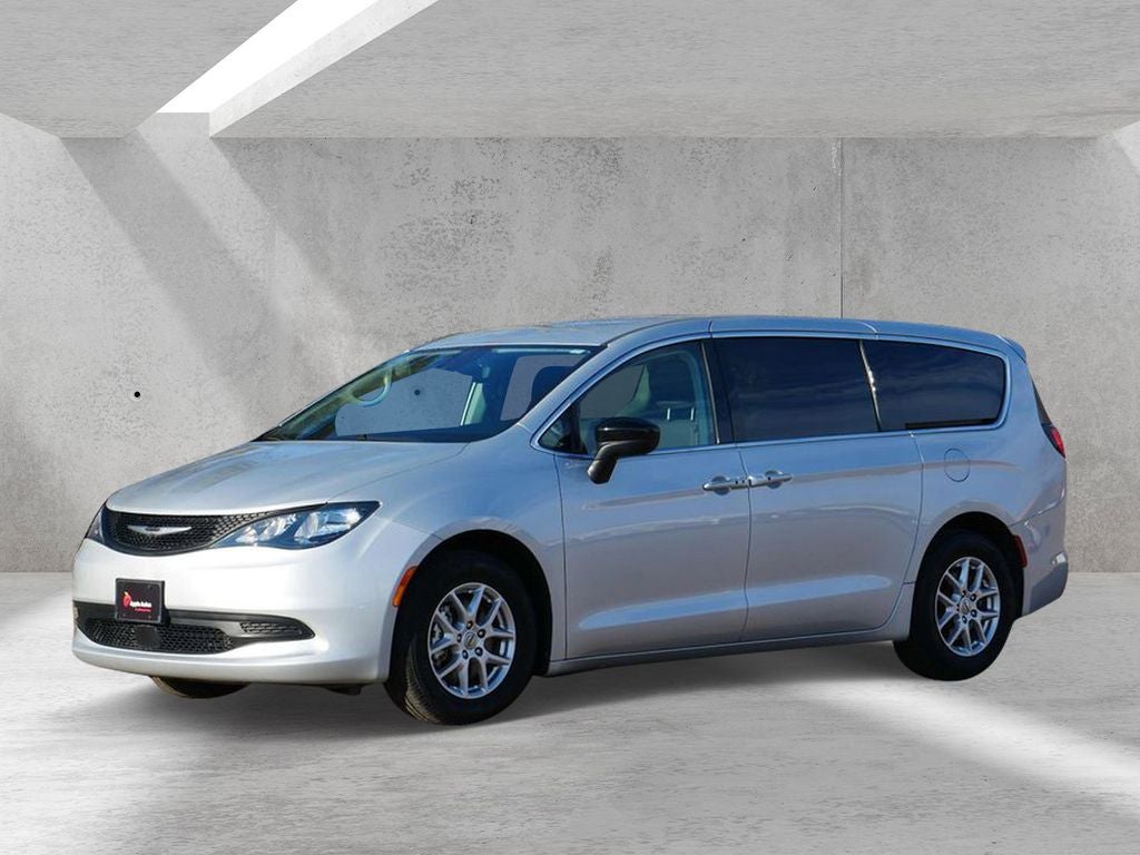 2024 Chrysler Voyager LX