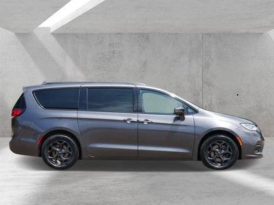 2021 Chrysler Pacifica Hybrid Limited