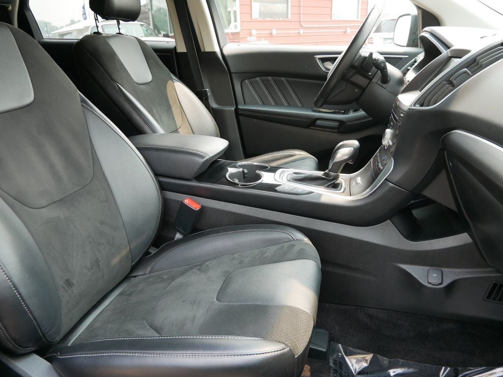 2017 Ford Edge Sport