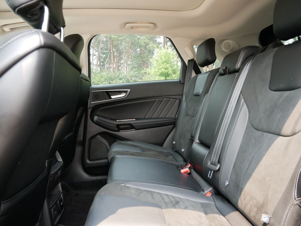 2017 Ford Edge Sport