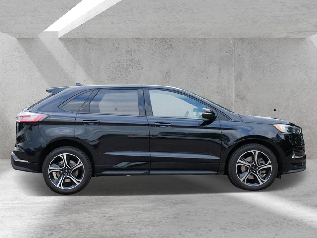 2021 Ford Edge ST