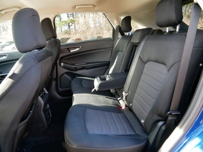2022 Ford Edge SE