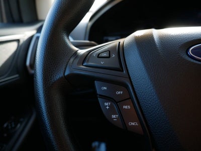 2022 Ford Edge SE