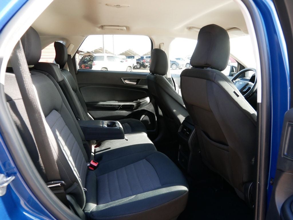 2022 Ford Edge SE