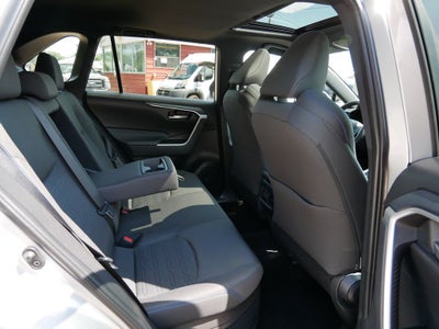 2024 Toyota RAV4 Hybrid SE