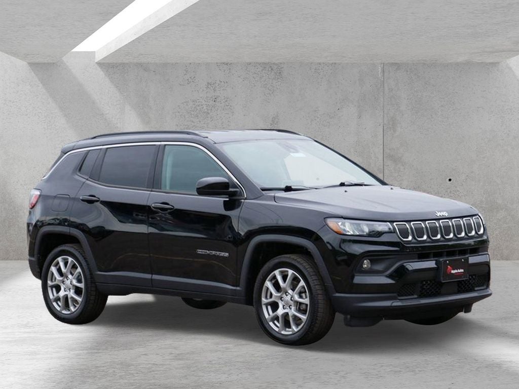 2022 Jeep Compass Latitude Lux