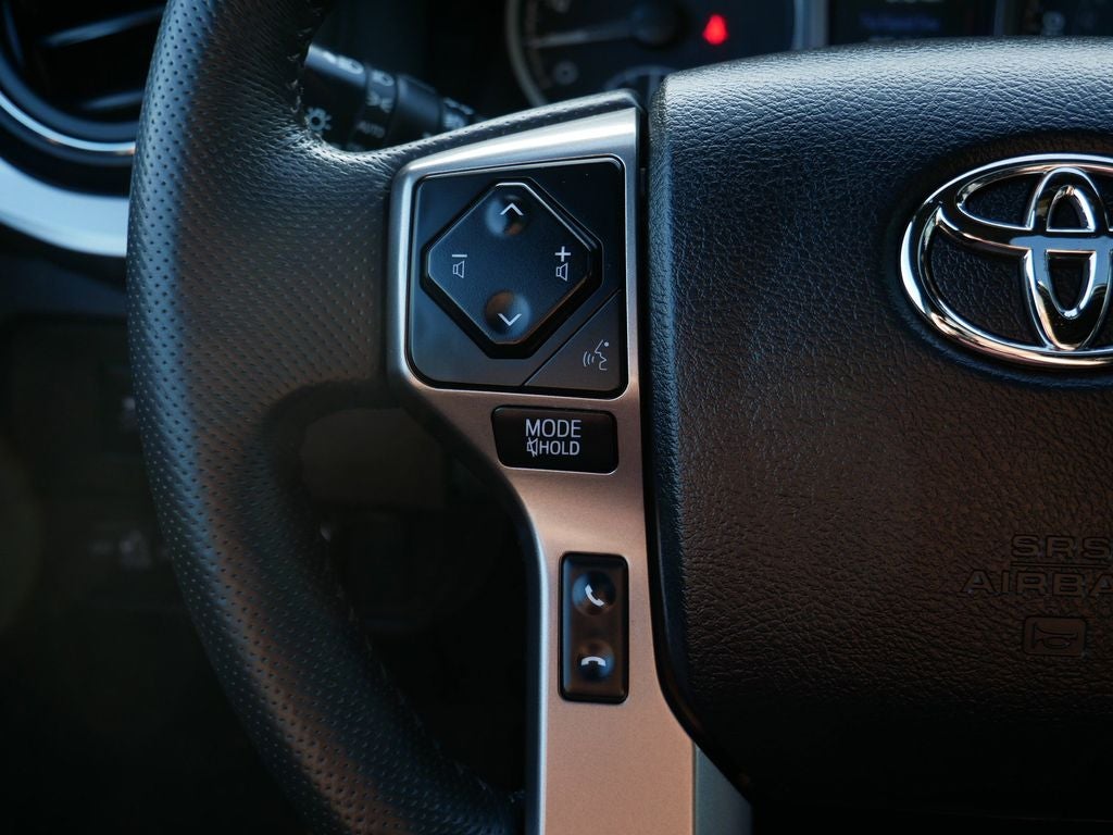 2023 Toyota Tacoma Limited V6