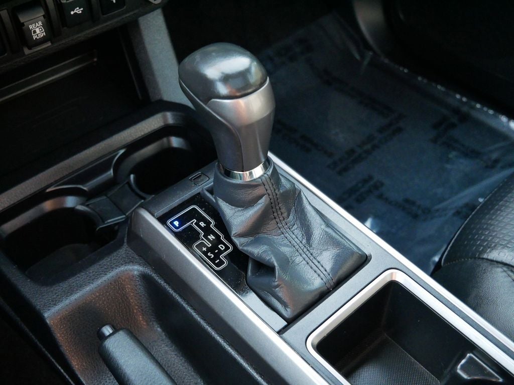 2023 Toyota Tacoma Limited V6