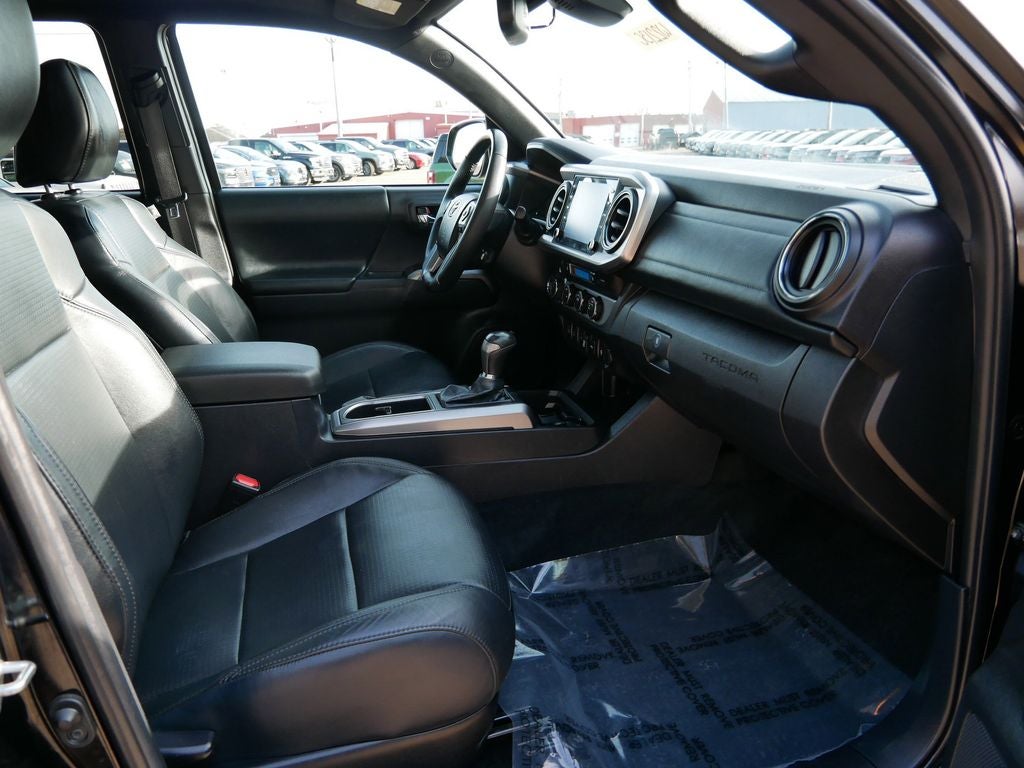 2023 Toyota Tacoma Limited V6