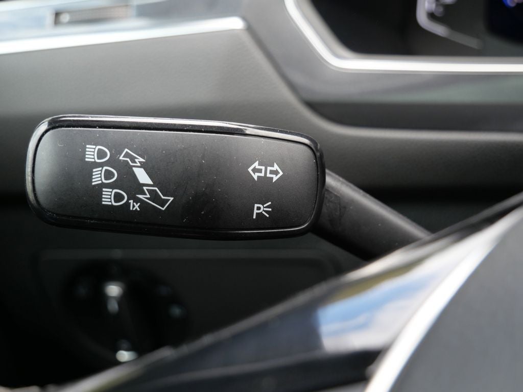 2021 Volkswagen Tiguan 2.0T SEL Premium R-Line