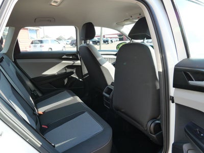 2022 Volkswagen Taos 1.5T S