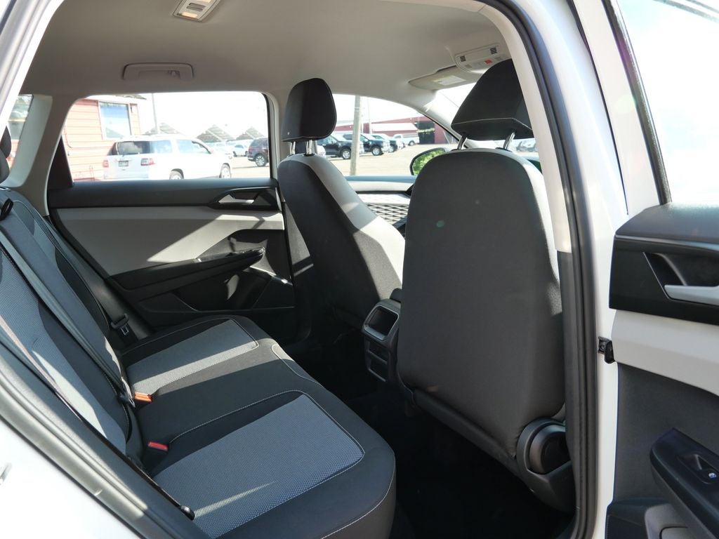 2022 Volkswagen Taos 1.5T S